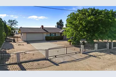 8932 Hickory, Hesperia, CA 92345 - Photo 4