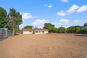 8932 Hickory, Hesperia, CA 92345 - Photo 32