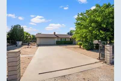 8932 Hickory, Hesperia, CA 92345 - Photo 6