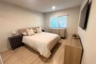 555 S La Veta Park, Orange, CA 92868 - Photo 18