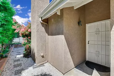 6117 E Garnet, Anaheim, CA 92807 - Photo 10