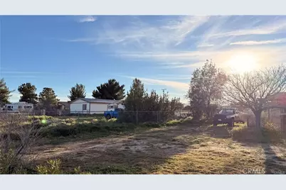 13958 Sage, Oak Hills, CA 92344 - Photo 4