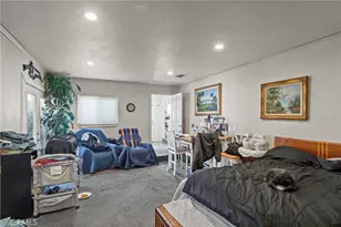 333 N Vernon, Azusa, CA 91702 - Photo 14