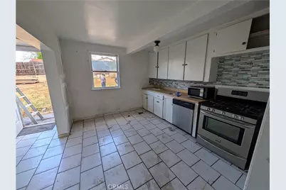 1001 W Heald, Lake Elsinore, CA 92530 - Photo 1