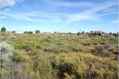 0 Stuveling St, Oak Hills, CA 92344 - Photo 4