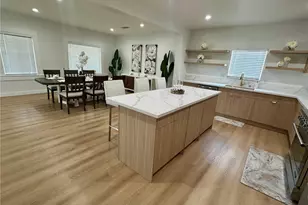 4207 S Van Ness Ave, Los Angeles, CA 90062 - Photo 10
