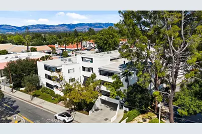 4950 Louise #304, Encino, CA 91316 - Photo 32