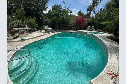 1045 Amarillo Court, Riverside, CA 92501 - Photo 10