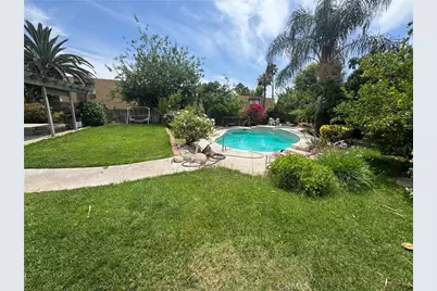 1045 Amarillo Court, Riverside, CA 92501 - Photo 8