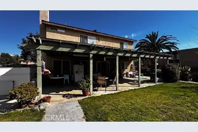 1045 Amarillo Court, Riverside, CA 92501 - Photo 2