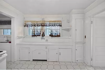 698 Arden, Pasadena, CA 91106 - Photo 14