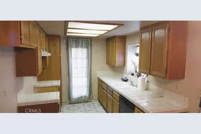 38053 Pinion Court, Palmdale, CA 93552 - Photo 10