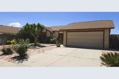 38053 Pinion Court, Palmdale, CA 93552 - Photo 2