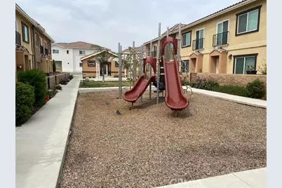 16408 Valencia #411, Fontana, CA 92335 - Photo 32
