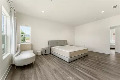 5559 N Burton Avenue, San Gabriel, CA 91776 - Photo 18