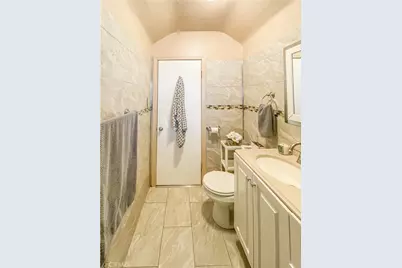 8205 Stanford, Los Angeles, CA 90001 - Photo 14