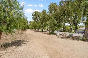 276 Grant St, Upland, CA 91784 - Photo 36