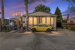 1097 N State, Hemet, CA 92543 - Photo 2