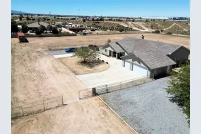 8828 Vincent Court, Oak Hills, CA 92344 - Photo 60