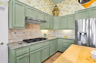 8828 Vincent Ct, Oak Hills, CA 92344 - Photo 20