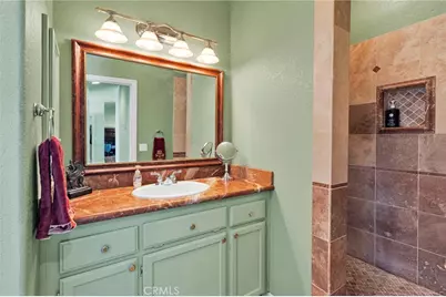 8828 Vincent Court, Oak Hills, CA 92344 - Photo 32