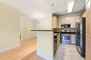 300 N El Molino Ave, Pasadena, CA 91101 - Photo 10