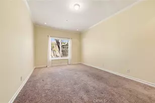 300 N El Molino Ave, Pasadena, CA 91101 - Photo 20