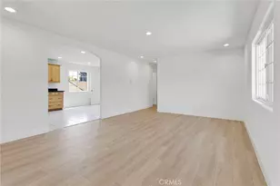 348 W 83rd St, Los Angeles, CA 90003 - Photo 8
