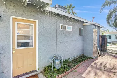 7140 Colwyn, Highland, CA 92346 - Photo 4