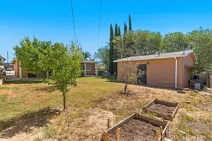 5654 Raye, Jurupa Valley, CA 92509 - Photo 14