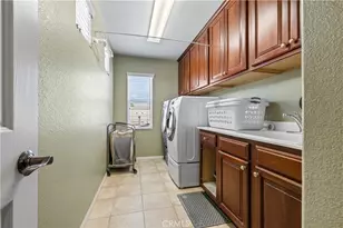 1639 Moss Rose, Beaumont, CA 92223 - Photo 18
