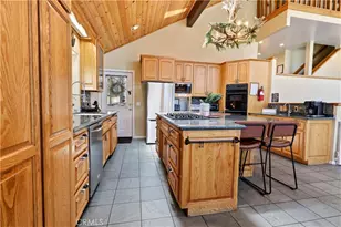996 Feather Mountain, Big Bear City, CA 92314 - Photo 12