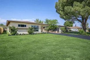 626 W Bonnie Brae Ct, Ontario, CA 91762 - Photo 2