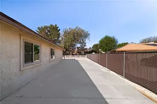 9554 Sunrise Ct, Phelan, CA 92371 - Photo 46