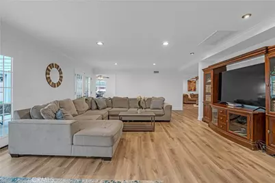 2120 Capuchin Way, Claremont, CA 91711 - Photo 8