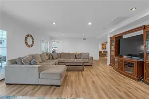 2120 Capuchin Way, Claremont, CA 91711 - Photo 8