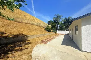 4328 Whitney Dr, San Bernardino, CA 92407 - Photo 16