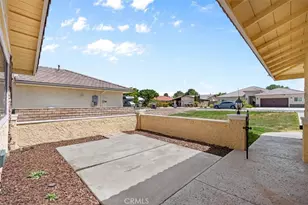 12860 Golf Course, Victorville, CA 92395 - Photo 4