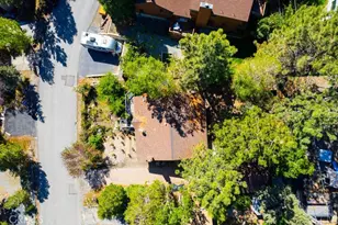 2285 Lausanne Dr, Wrightwood, CA 92397 - Photo 6