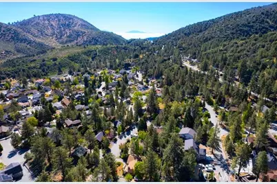 2285 Lausanne Drive, Wrightwood, CA 92397 - Photo 22