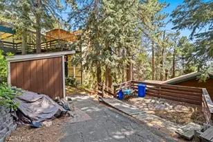 31347 Circle View Dr, Running Springs, CA 92382 - Photo 30