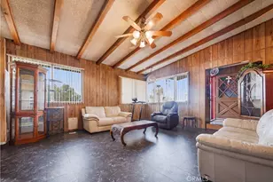 60153 Stearman, Landers, CA 92285 - Photo 6