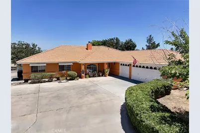 8585 Hickory, Hesperia, CA 92345 - Photo 4