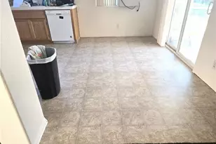9037 S Loop, California City, CA 93505 - Photo 2