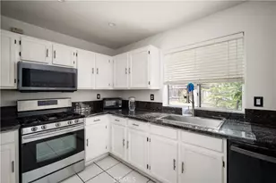 906 Devonshire, Bakersfield, CA 93312 - Photo 10