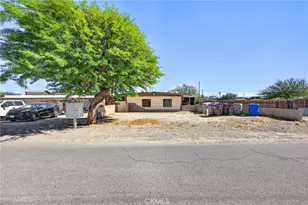 83 Panorama, Thermal, CA 92274 - Photo 2