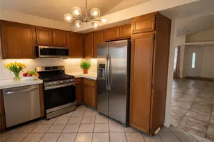 26104 Dracaea, Moreno Valley, CA 92555 - Photo 10