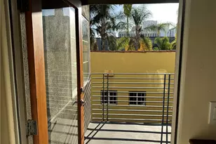 2864 Sunset Pl, Los Angeles, CA 90005 - Photo 28