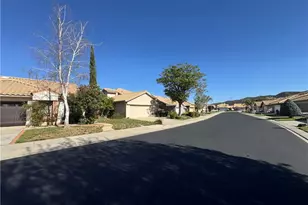 980 Oakland Hills, Banning, CA 92220 - Photo 54
