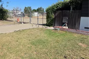 8443 Donna, Jurupa Valley, CA 92509 - Photo 2